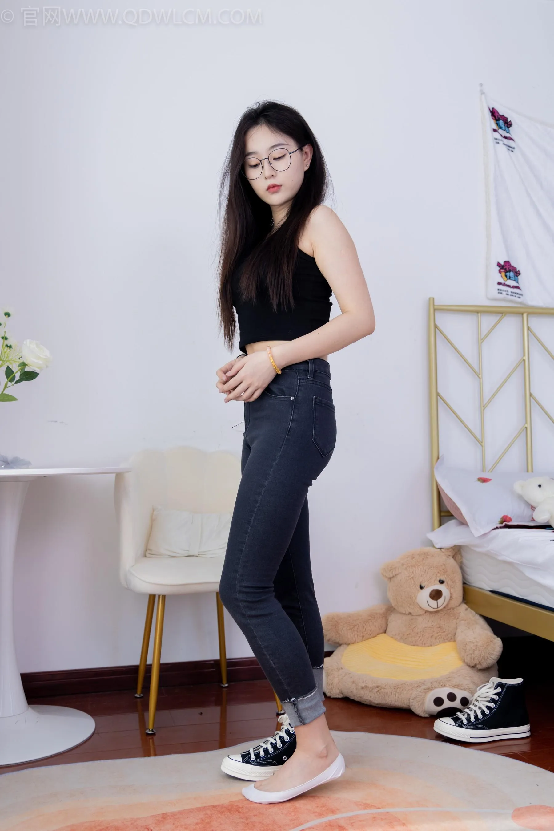 物恋传媒 NO.1497 美兔-春雨绵绵 [151P]插图4